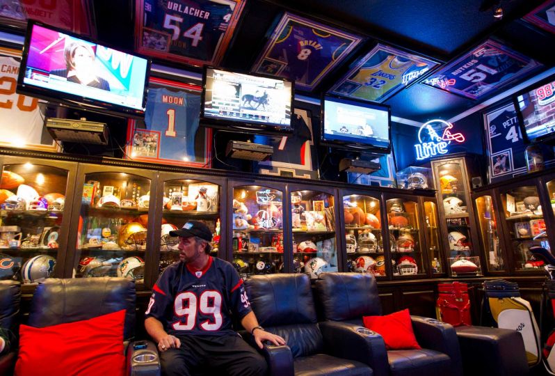 The 10 Most Absurd Sports Caves on Social Brandwatch