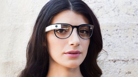 Google glass woman
